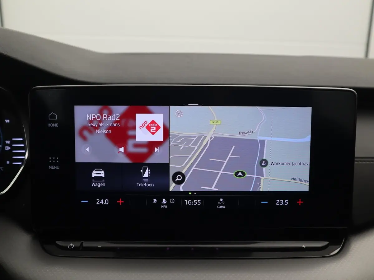 1.0 e-TSI Business Edition AUTOMAAT / TREKHAAK / CLIMA / CARPLAY / FULL LED / PDC / BLUETO