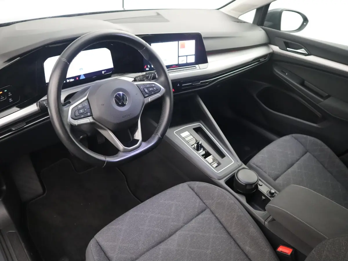 2.0 TDI Life AUTOMAAT / FULL LED / CARPLAY / STOELVERW / STUURVERW / CLIMA / PDC / BLUETOO