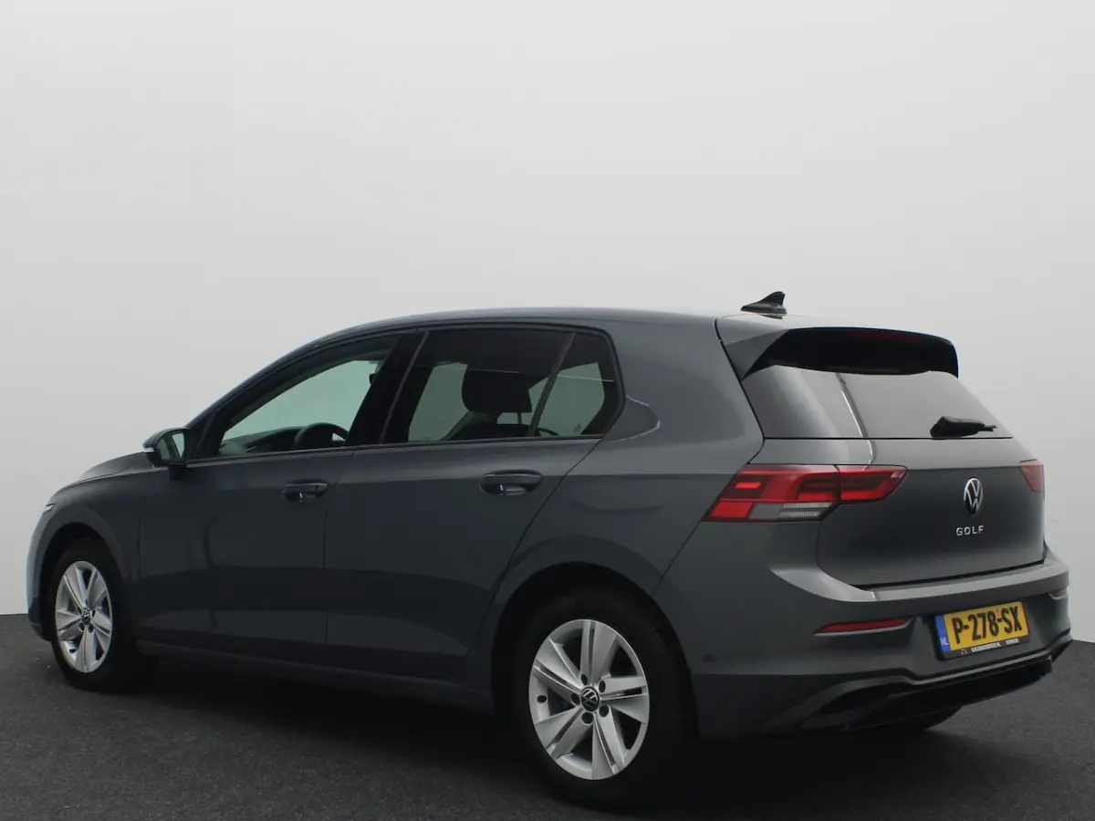 2.0 TDI Life AUTOMAAT / FULL LED / CARPLAY / STOELVERW / STUURVERW / CLIMA / PDC / BLUETOO