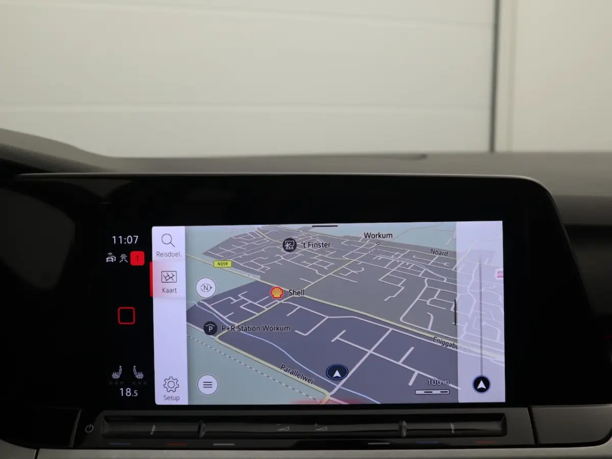 2.0 TDI Life AUTOMAAT / FULL LED / CARPLAY / STOELVERW / STUURVERW / CLIMA / PDC / BLUETOO