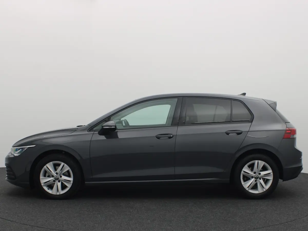 2.0 TDI Life AUTOMAAT / FULL LED / CARPLAY / STOELVERW / STUURVERW / CLIMA / PDC / BLUETOO