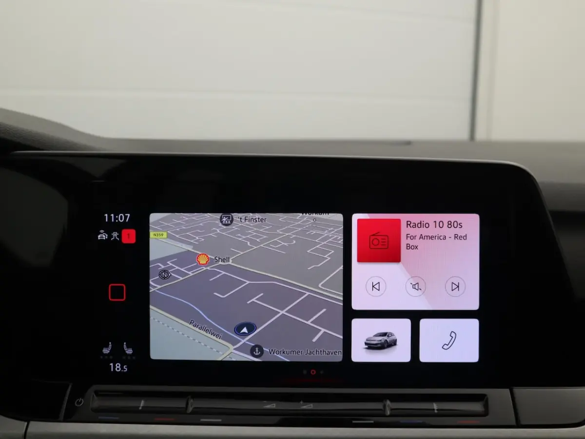 2.0 TDI Life AUTOMAAT / FULL LED / CARPLAY / STOELVERW / STUURVERW / CLIMA / PDC / BLUETOO