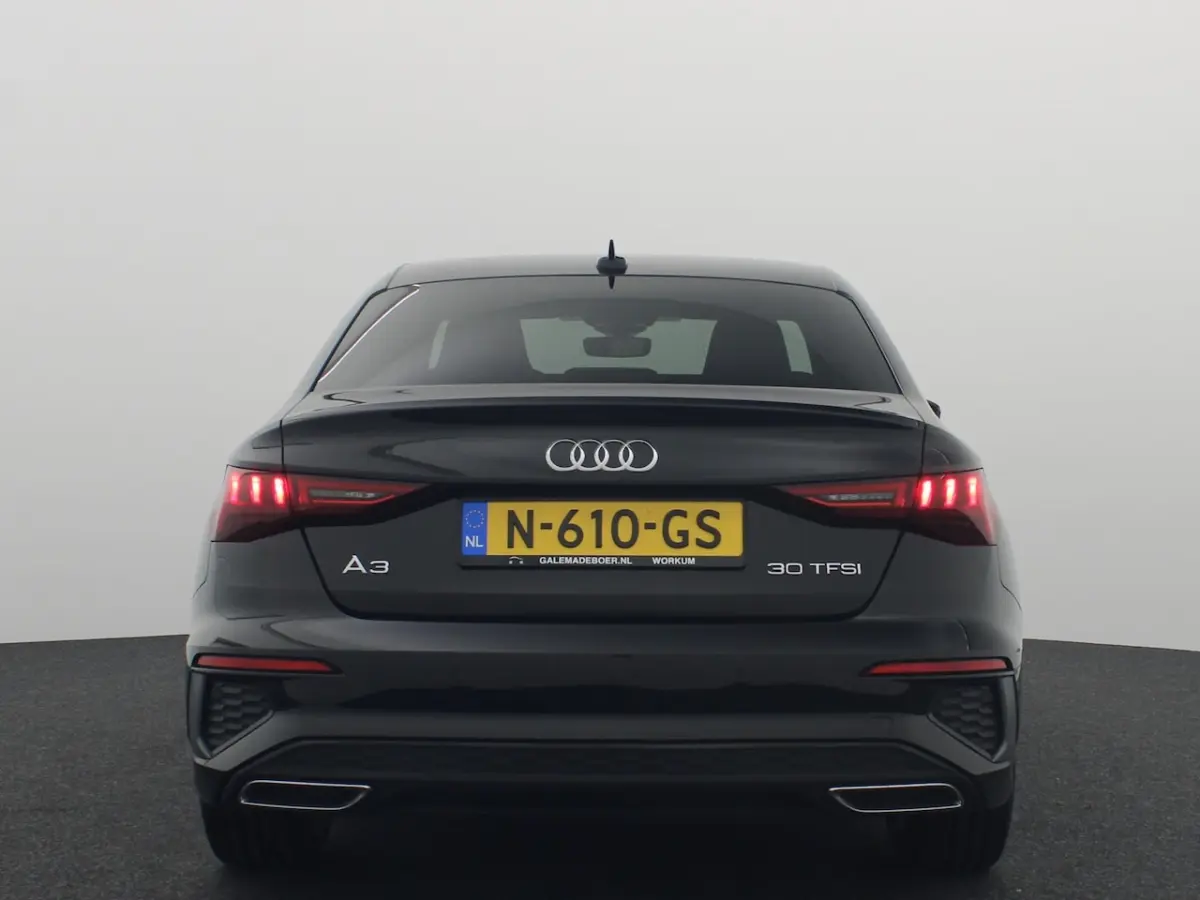 30 TFSI S edition AUTOMAAT / S-LINE / NAVI / CLIMA / PDC / BLUETOOTH / DAB+ / CARPLAY / FU