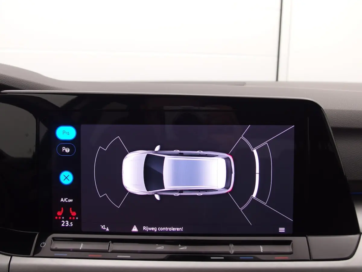 1.5 eTSI Life Business AUTOMAAT / TREKHAAK / FULL LED / CARPLAY / STOELVERW / STUURVERW /