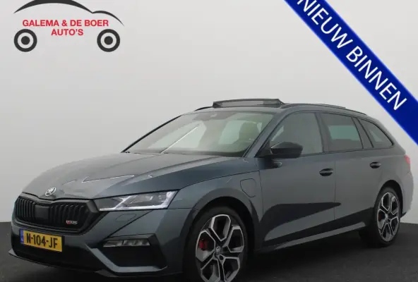 1.4 TSI RS iV PHEV Business AUTOMAAT / PANORAMADAK / FULL LED / KEYLESS / STOELVERW / STUU
