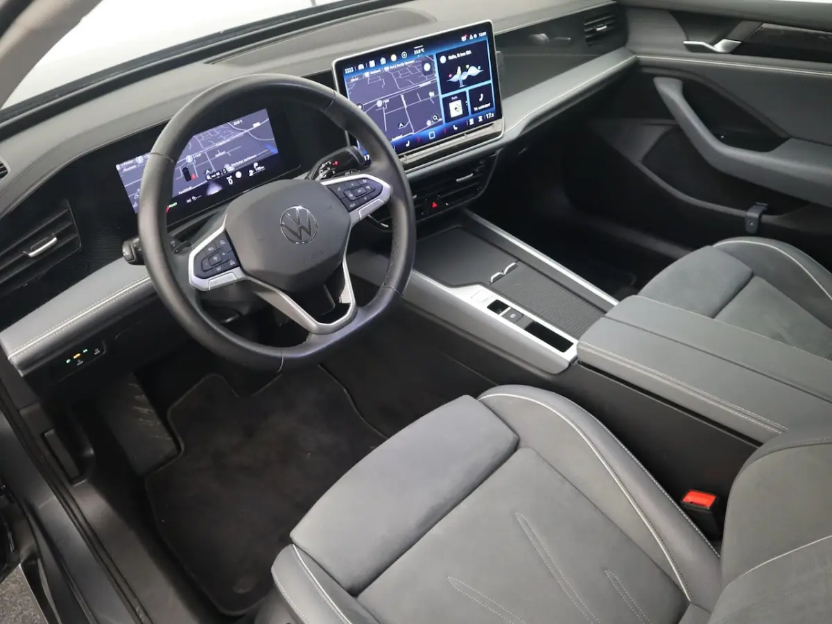 1.5 eTSI Business NL-AUTO / TREKHAAK / FULL LED / SFEER / KEYLESS / CAMERA / STOELVERW / S