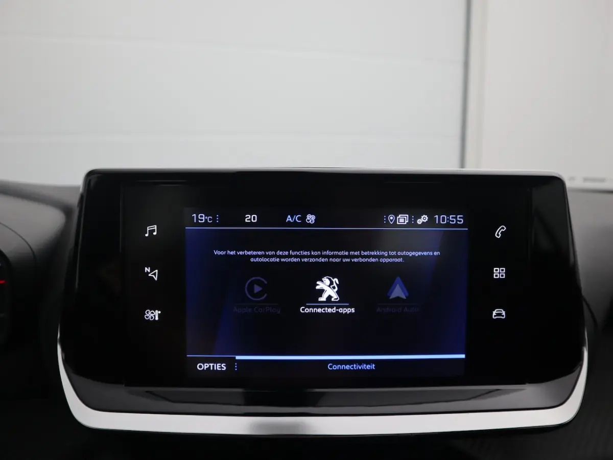 1.2 PureTech Active Pack FULL LED / CARPLAY / NAVI / CLIMA / PDC / BLUETOOTH / CRUISE / DE