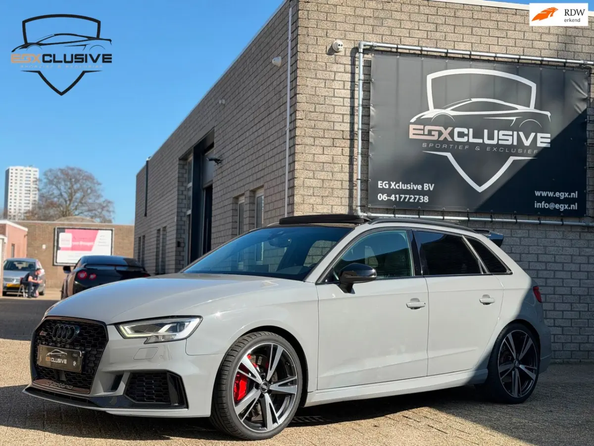 Audi RS3 Sportback 2018 Benzine Automatisch leasen