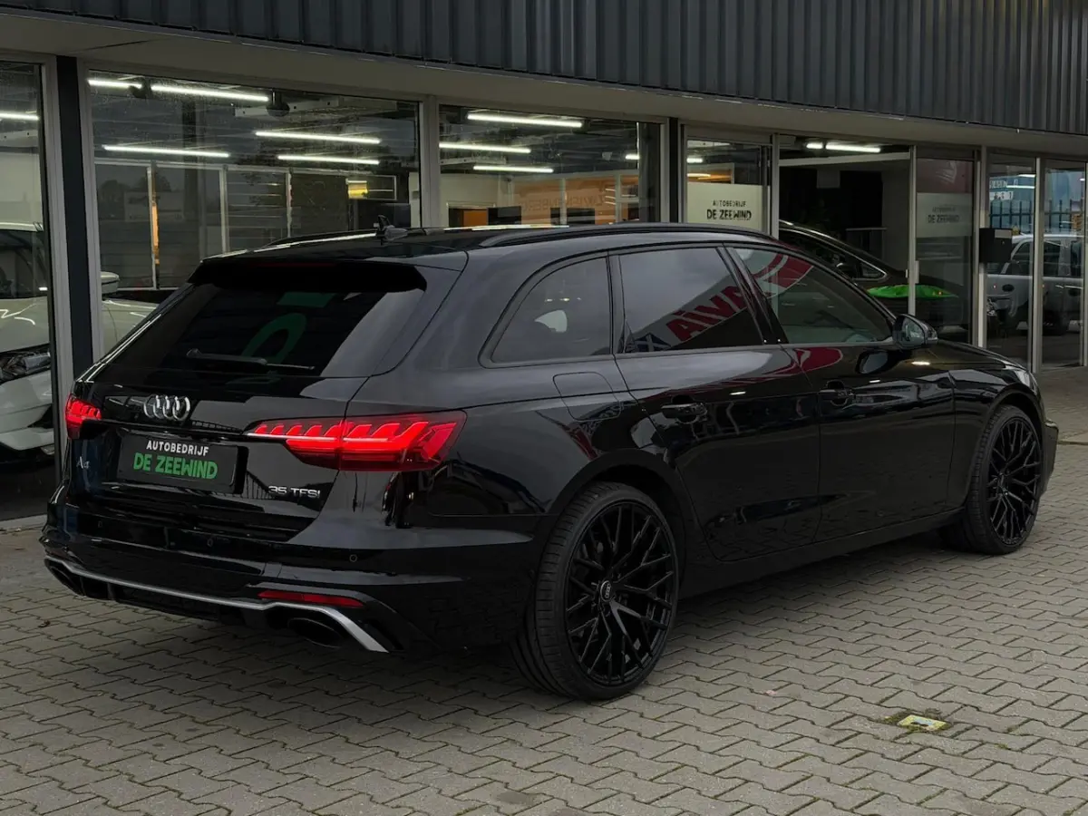 35 TFSI RS4 Look| Sport | Black on Black