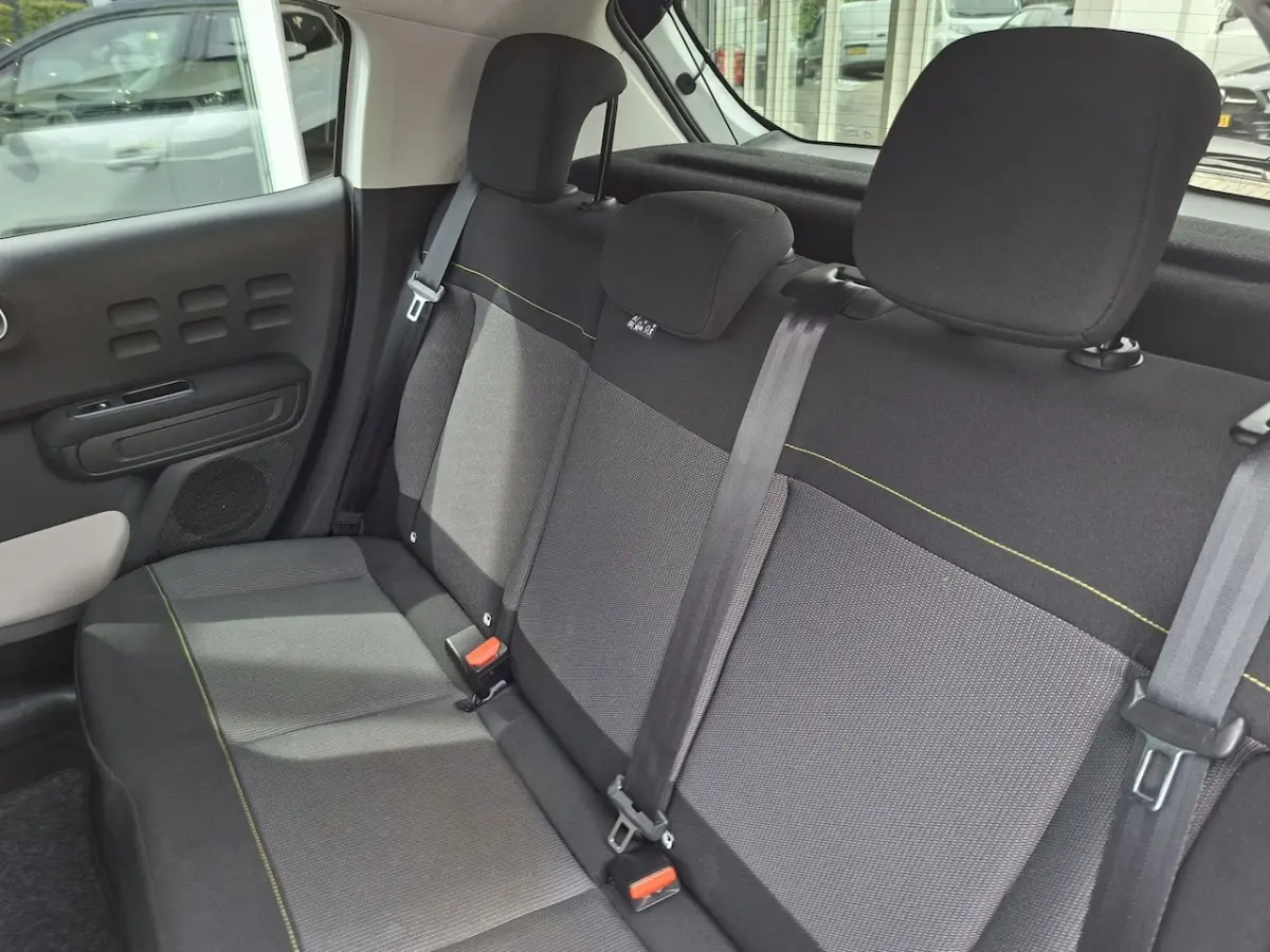 1.2 PureTech Shine / navigatie / camera / automaat / car play / cruise control / stoelverw