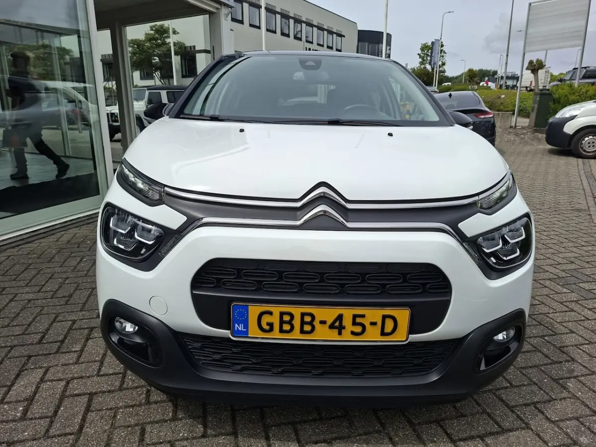 1.2 PureTech Shine / navigatie / camera / automaat / car play / cruise control / stoelverw