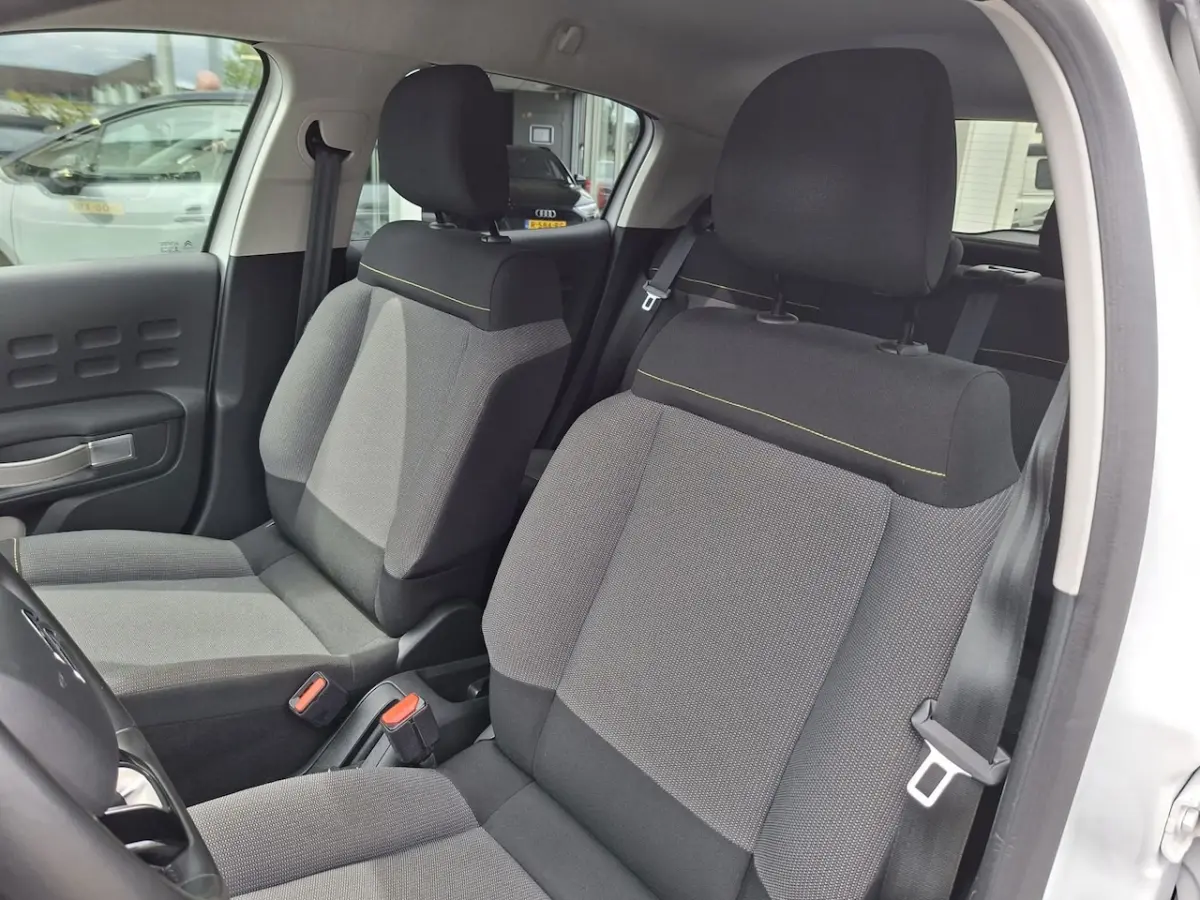 1.2 PureTech Shine / navigatie / camera / automaat / car play / cruise control / stoelverw