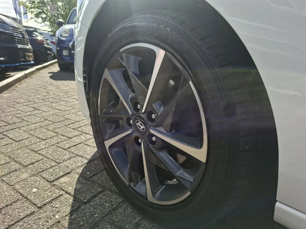 1.0 T-GDi MHEV Comfort