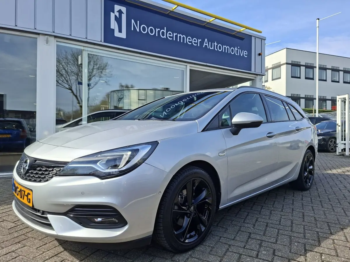 1.4 turbo Business Edition navigatie / camera / app / stoel verwarming