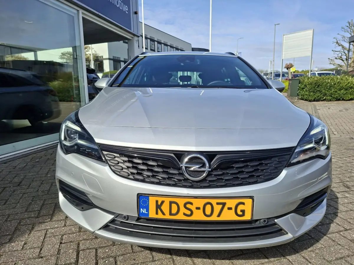 1.4 turbo Business Edition navigatie / camera / app / stoel verwarming