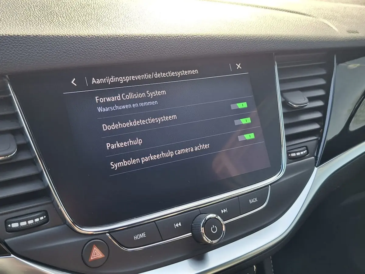 1.4 turbo Business Edition navigatie / camera / app / stoel verwarming