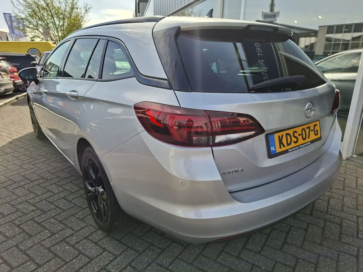 1.4 turbo Business Edition navigatie / camera / app / stoel verwarming