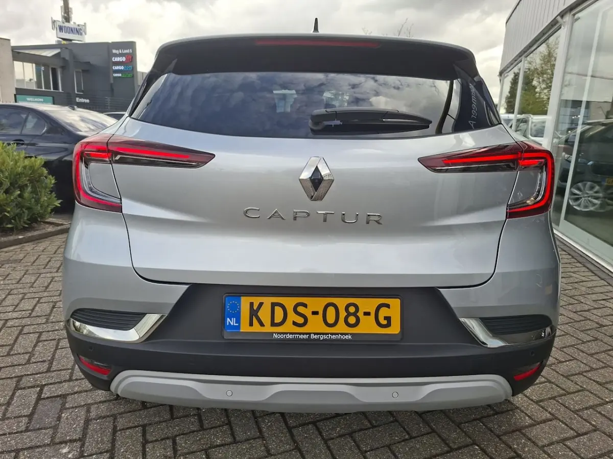 1.3 mild hybrid techno Automaat Camera | Climate | Cruise | Navi |