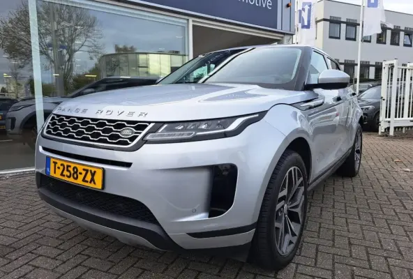 2.0 P200 AWD S leer / panoramadak / navigatie / camera