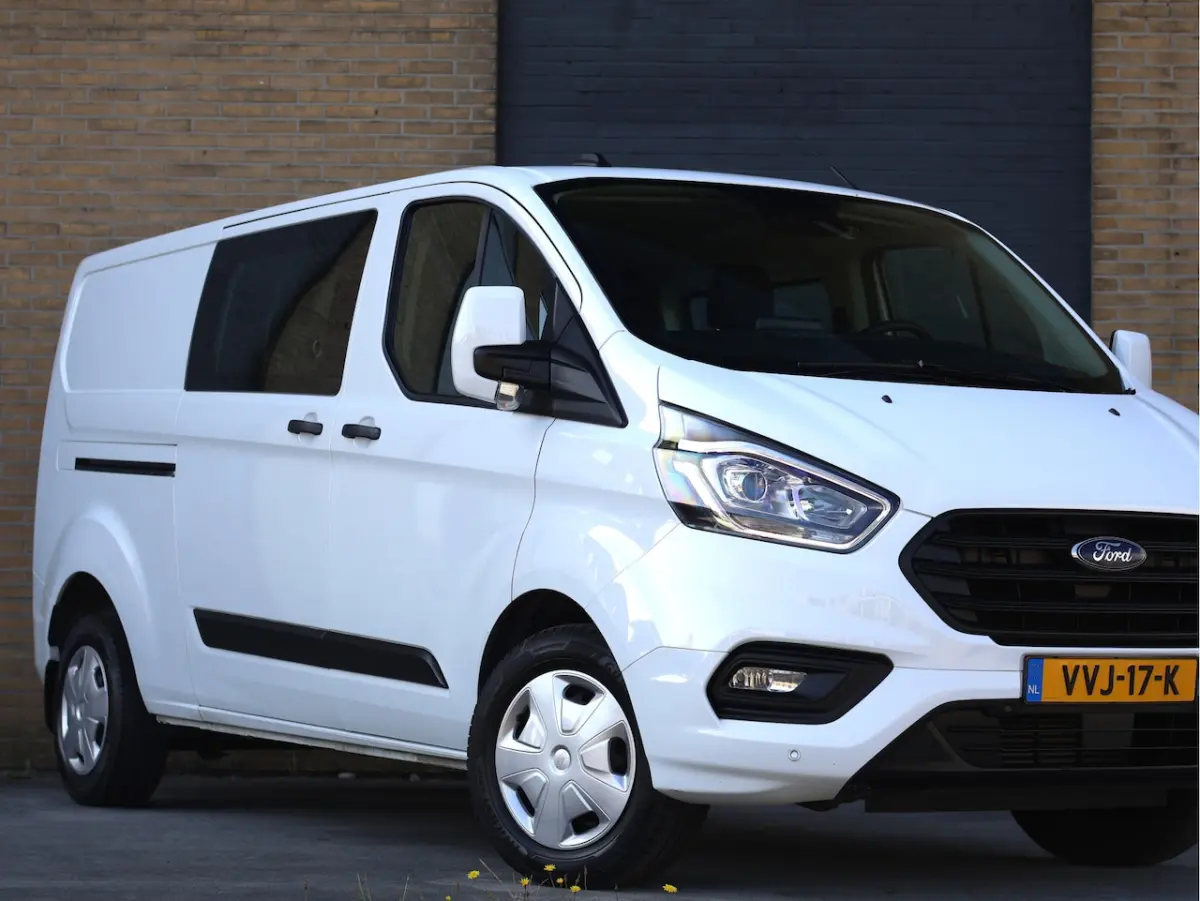 320 2.0 TDCI L2H1 Trend DC Haak | Camera | Carplay | Navi
