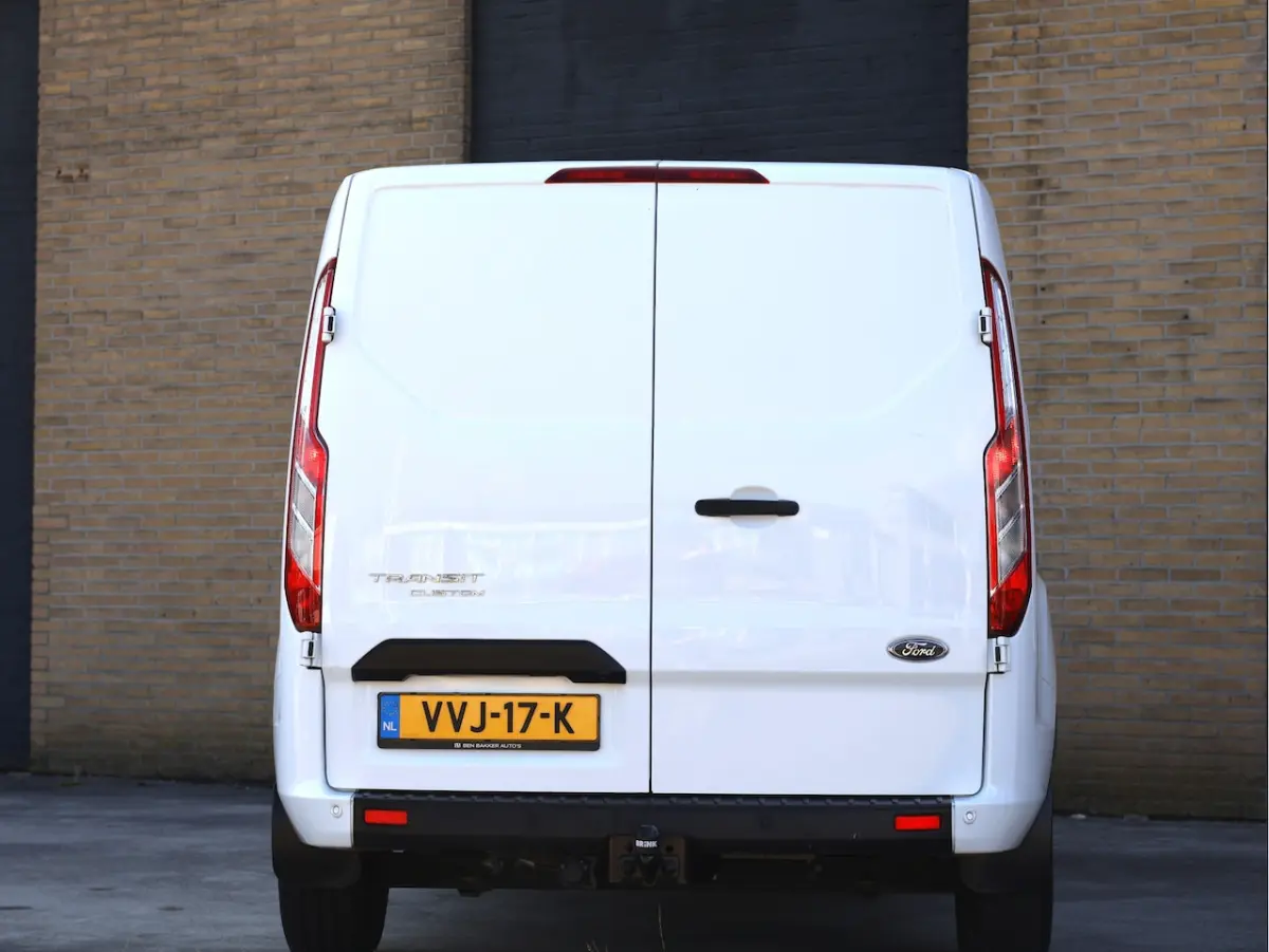 320 2.0 TDCI L2H1 Trend DC Haak | Camera | Carplay | Navi