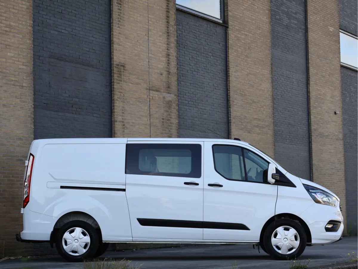 320 2.0 TDCI L2H1 Trend DC Haak | Camera | Carplay | Navi