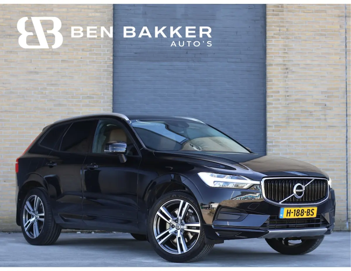 2.0 T4 Momentum Pro Polestar Engineered | Bruin Leder | Trekhaak 2.300KG | Camera | CarPla