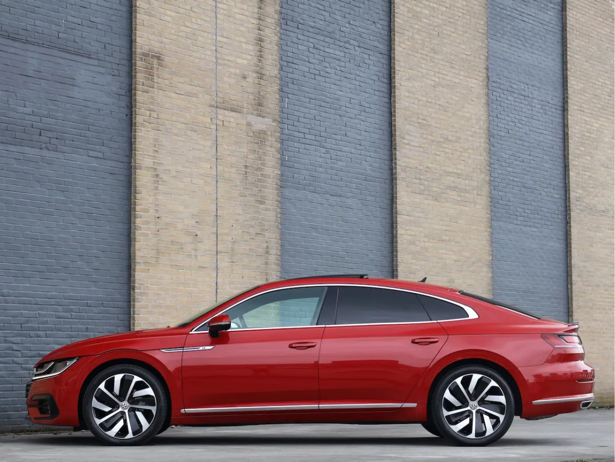 2.0 TSI R-line Business ACC | Virtual Cockpit | Carplay | 19" | Trekhaak | Keyless