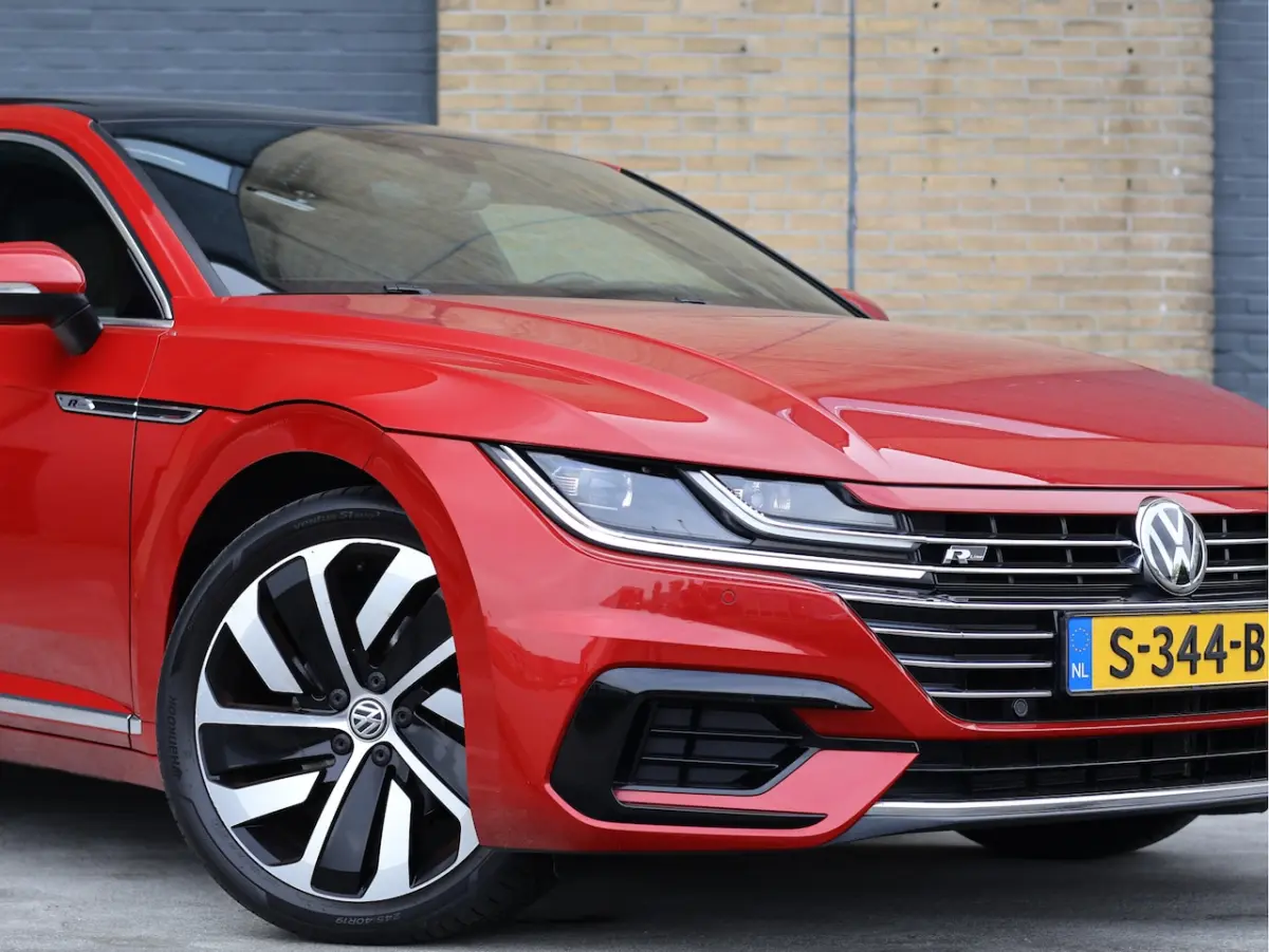 2.0 TSI R-line Business ACC | Virtual Cockpit | Carplay | 19" | Trekhaak | Keyless