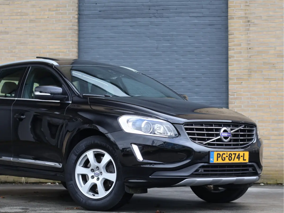 2.0 T5 FWD Polar+ Automaat | Pano | Xenon | Cam | Org. NL | Leder |