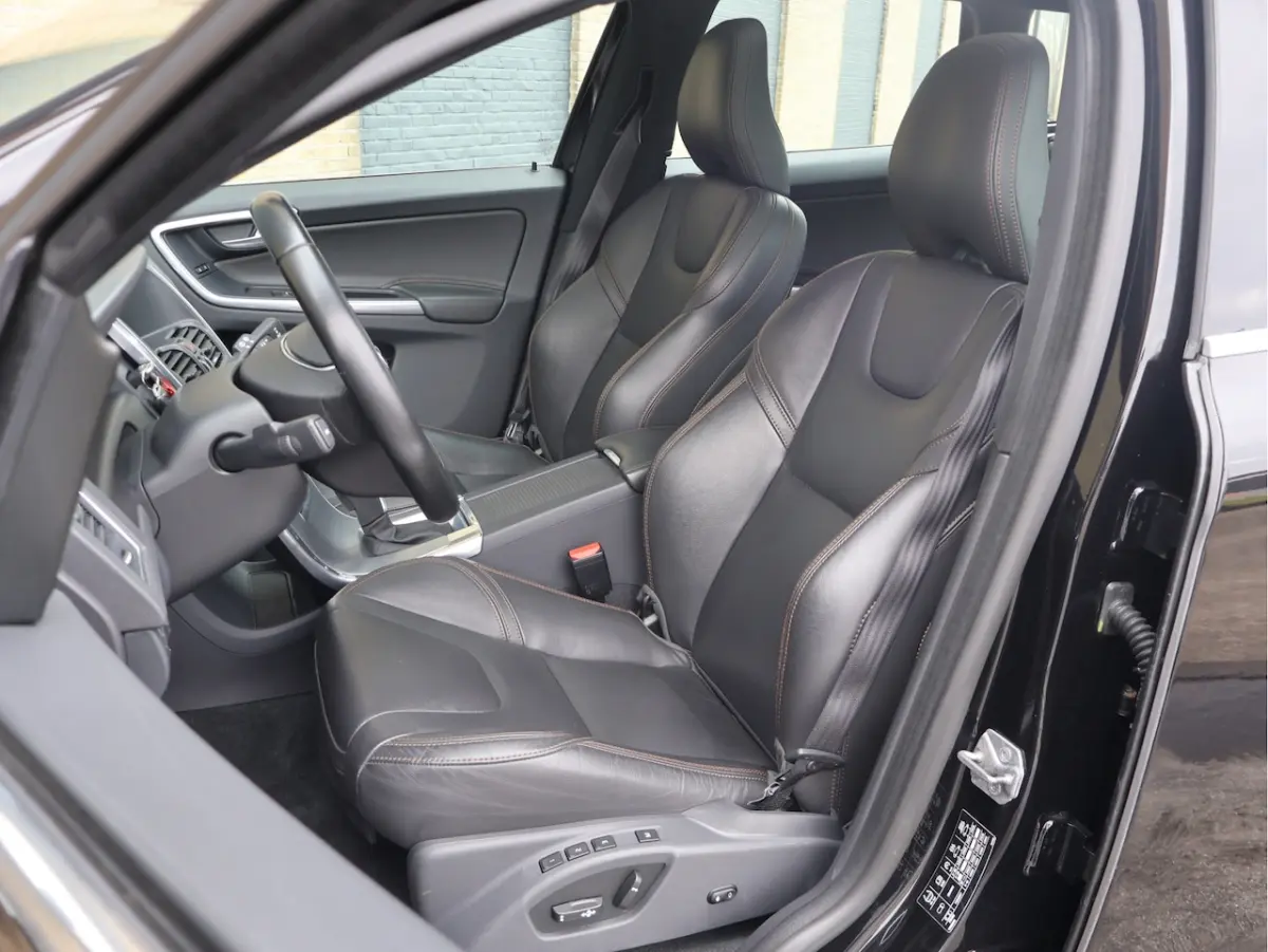 2.0 T5 FWD Polar+ Automaat | Pano | Xenon | Cam | Org. NL | Leder |