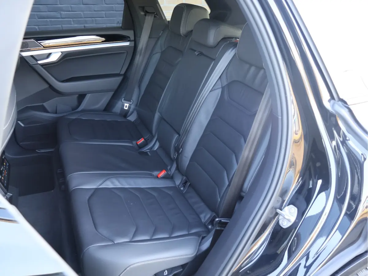 3.0 V6 TDI R-Line 4Motion | Massage | Luchtvering | HUD | Matrix | ACC | Achterasbesturing