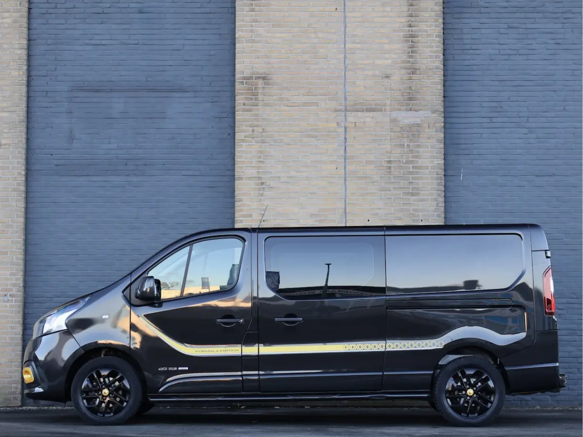 1.6 dCi T29 L2H1 DC Formula Edition Yellow Energy | Haak | Keyless | Leder | Cam | Dubbele