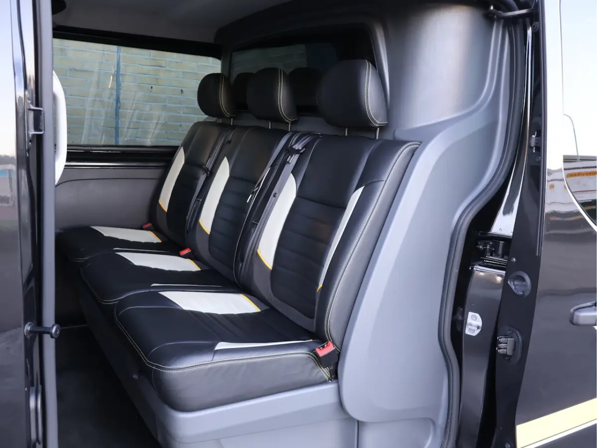 1.6 dCi T29 L2H1 DC Formula Edition Yellow Energy | Haak | Keyless | Leder | Cam | Dubbele