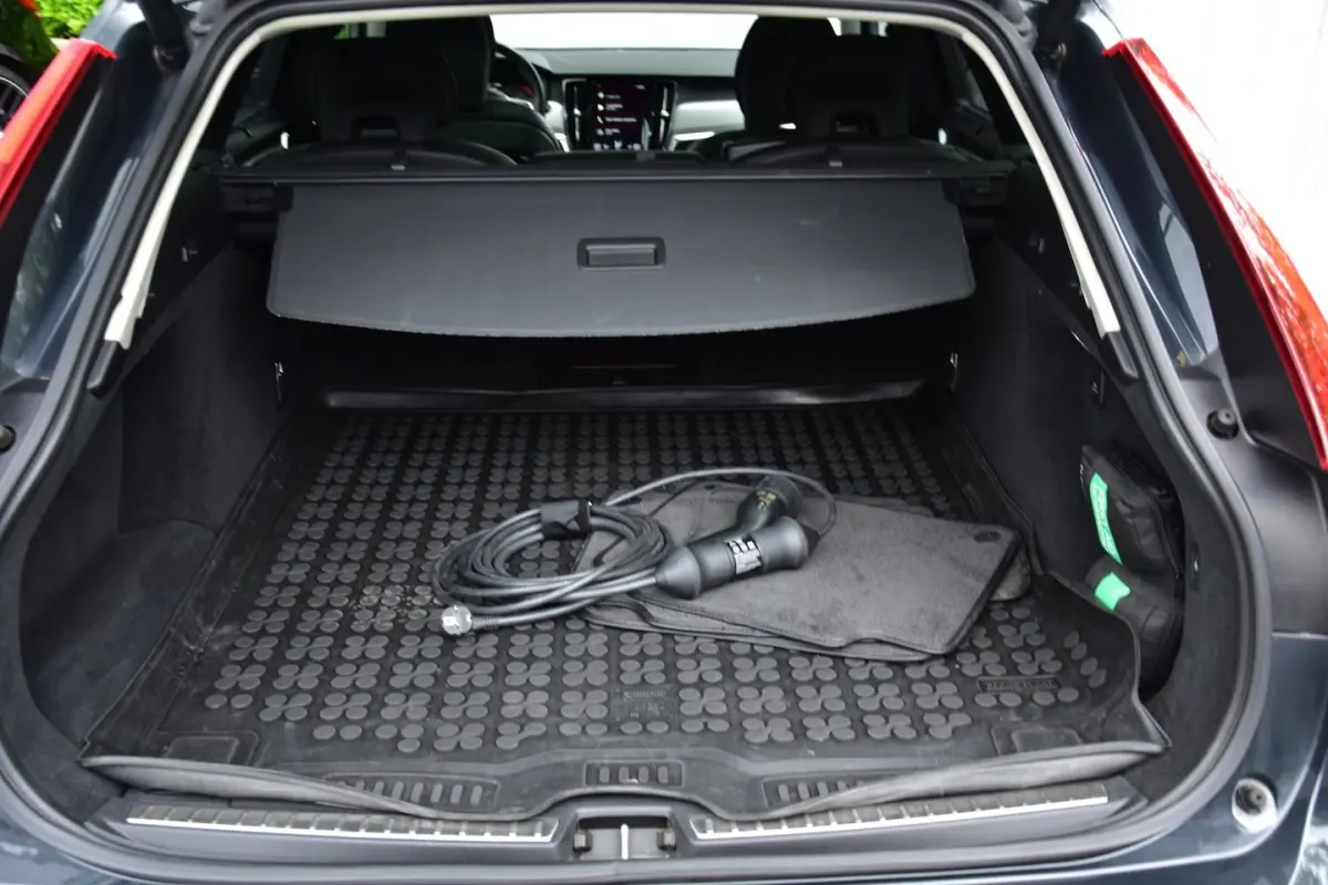 2.0 T8 AWD Inscription | Pilot Assist | Trekhaak | Camera |