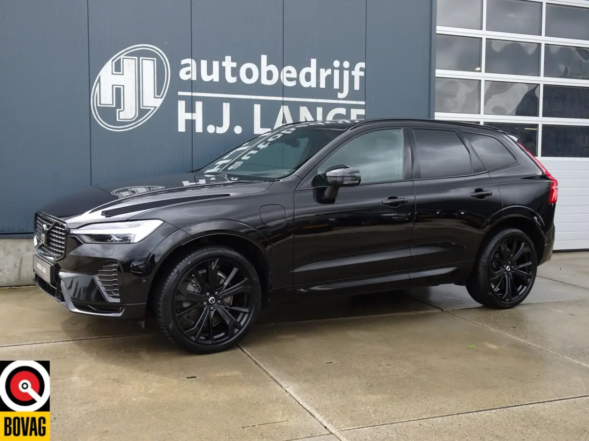 2.0 T8 Plug-in hybrid AWD Plus Black Edition