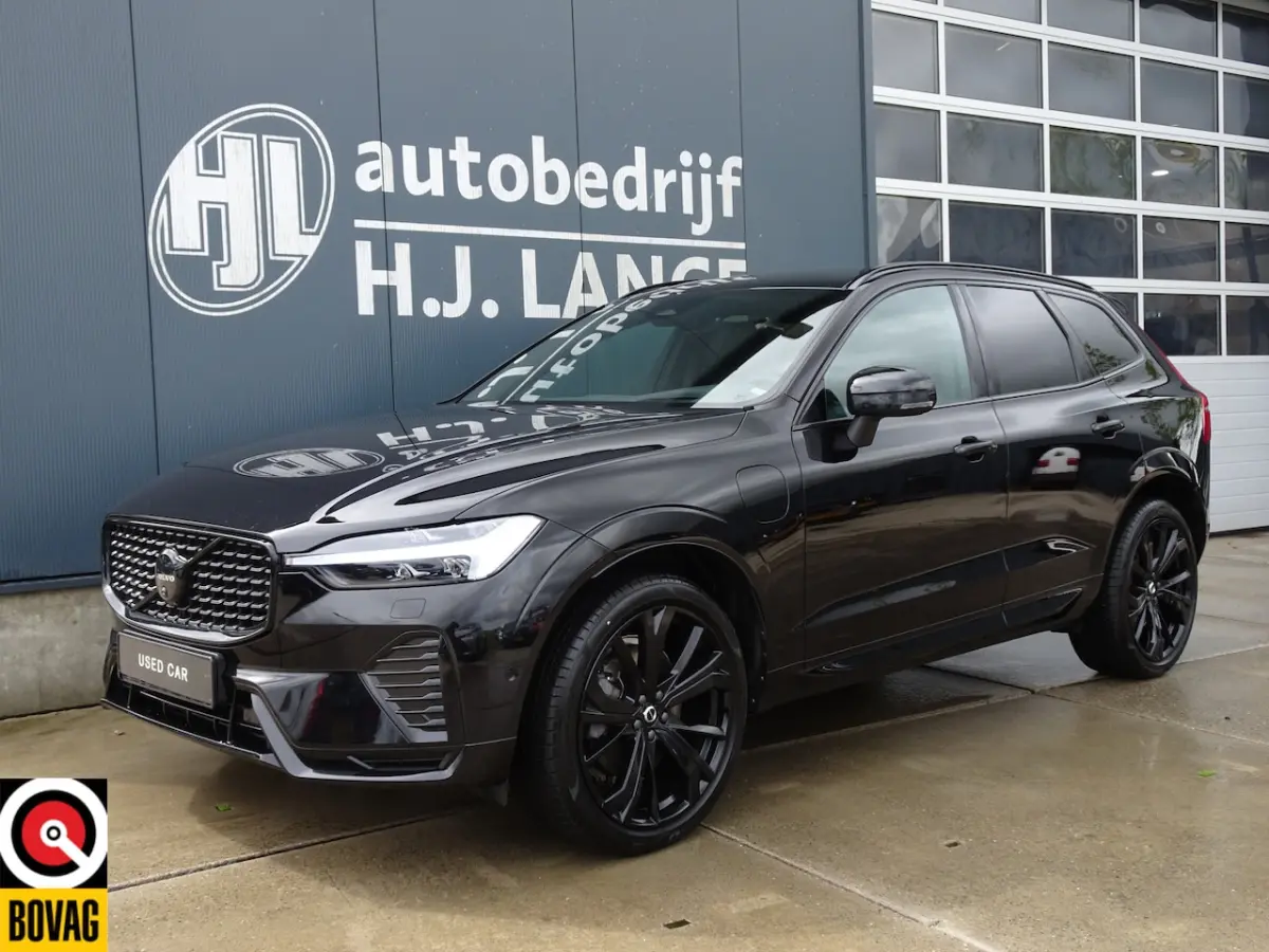 2.0 T8 Plug-in hybrid AWD Plus Black Edition