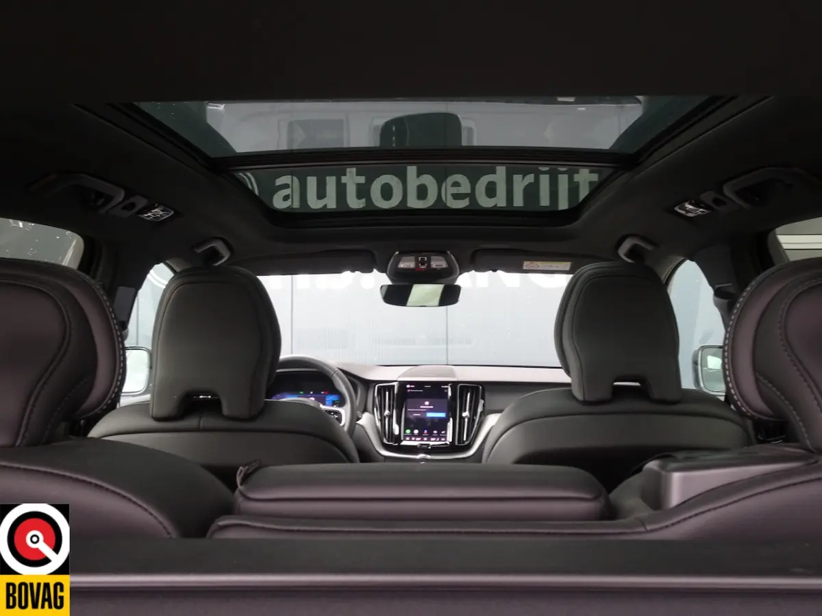2.0 T8 Plug-in hybrid AWD Plus Black Edition