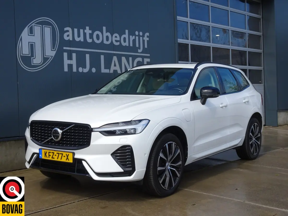 2.0 T6 Plug-in longrange AWD Plus Dark