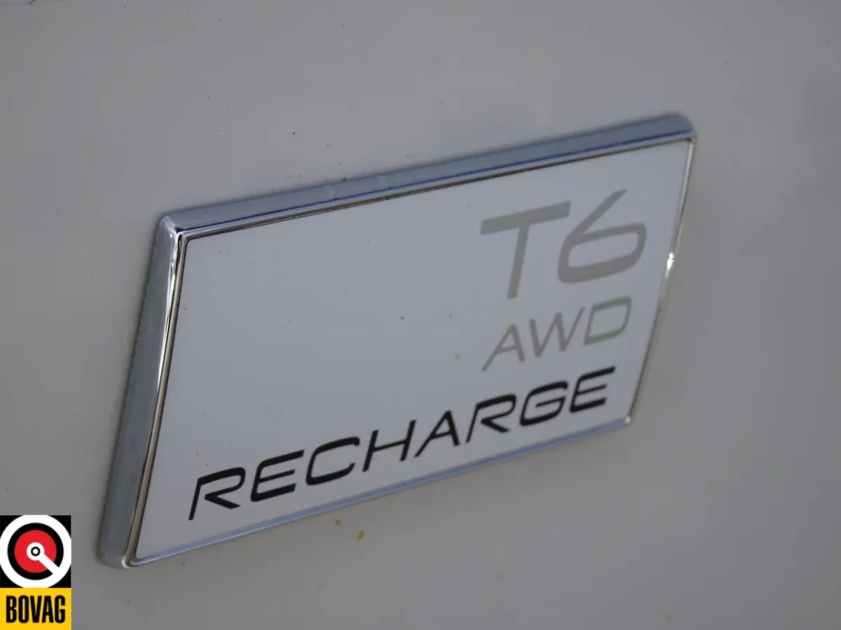 2.0 T6 Plug-in longrange AWD Plus Dark