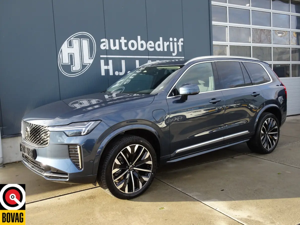 2.0 T8 Plug-in hybrid AWD Plus Bright