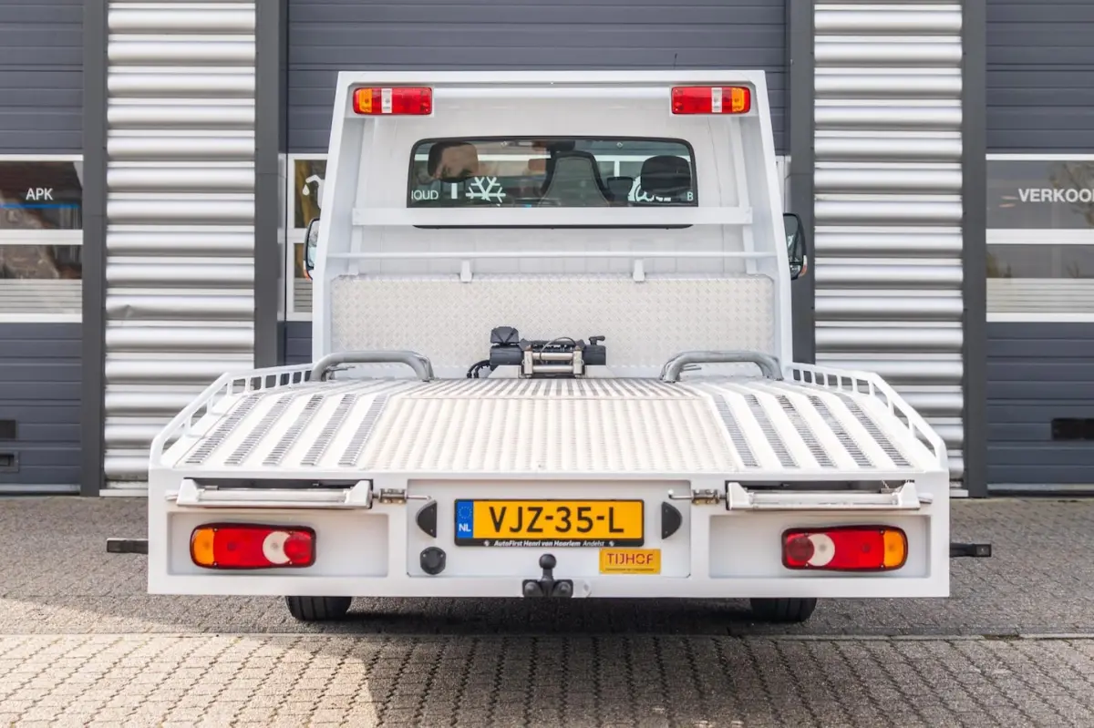 T35 2.3 dCi 180 L3 Energy