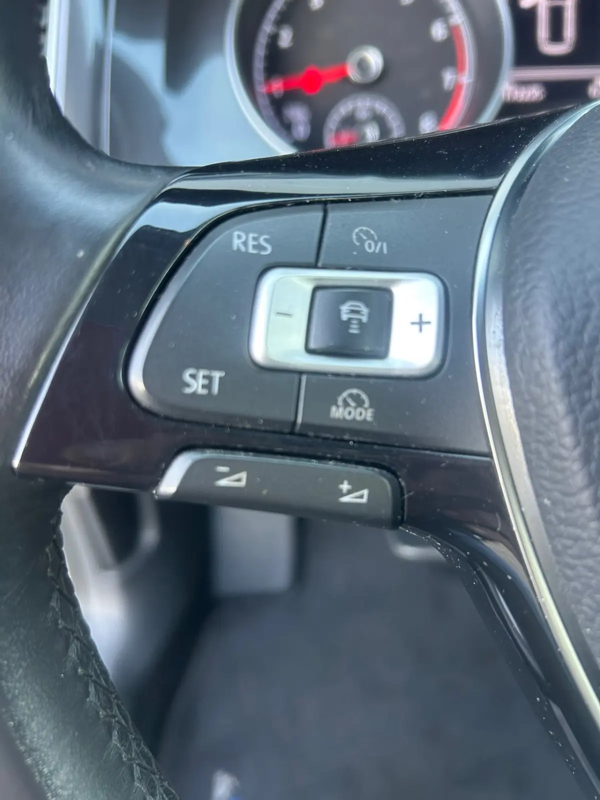 1.0 TSI Comfortline ACC|Applecarplay|PDC|Navi|Lichtmetalen velgen