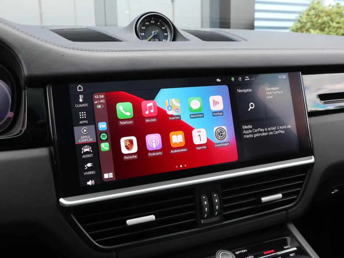 3.0 E-Hybrid Bose, Luchtvering, 22 Inch