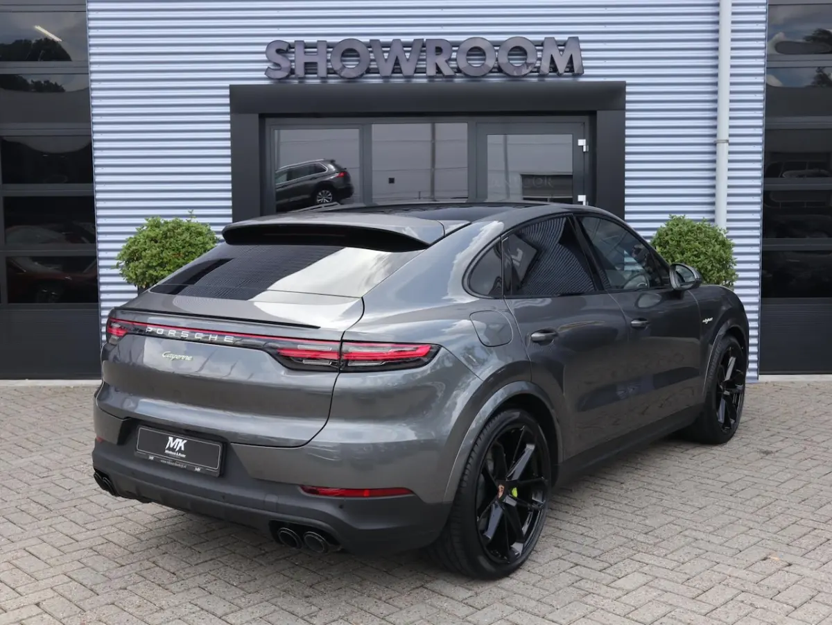3.0 E-Hybrid Bose, Luchtvering, 22 Inch