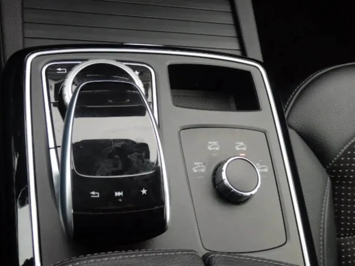 250 D GRIJS KENTEKEN AIRCO NAVI CRUISE