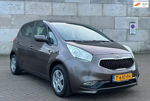 1.6 CVVT Edition Automaat, airco, hoog instap