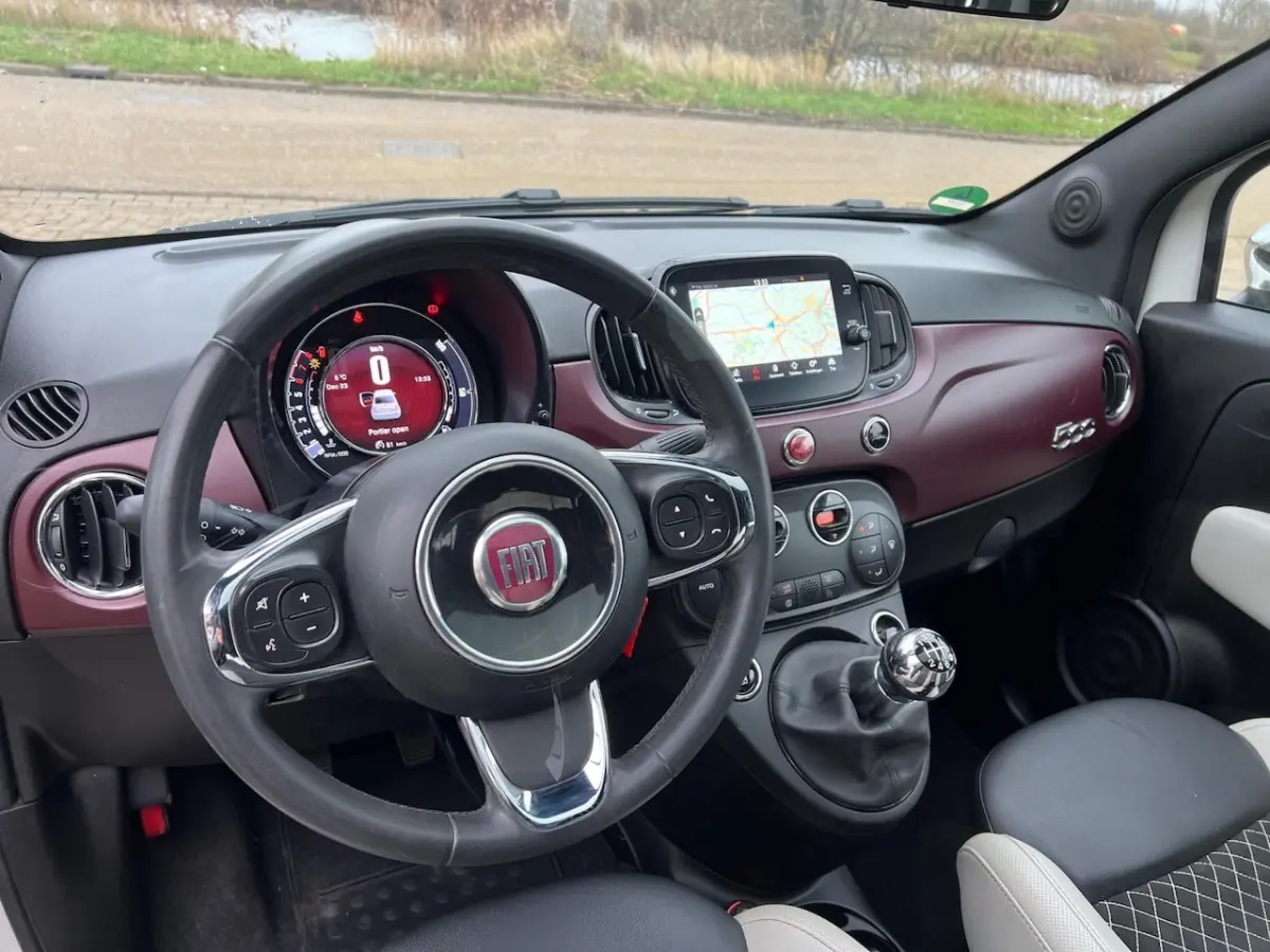 1.0 Hybrid Launch Edition apple carplay/android auto, pano