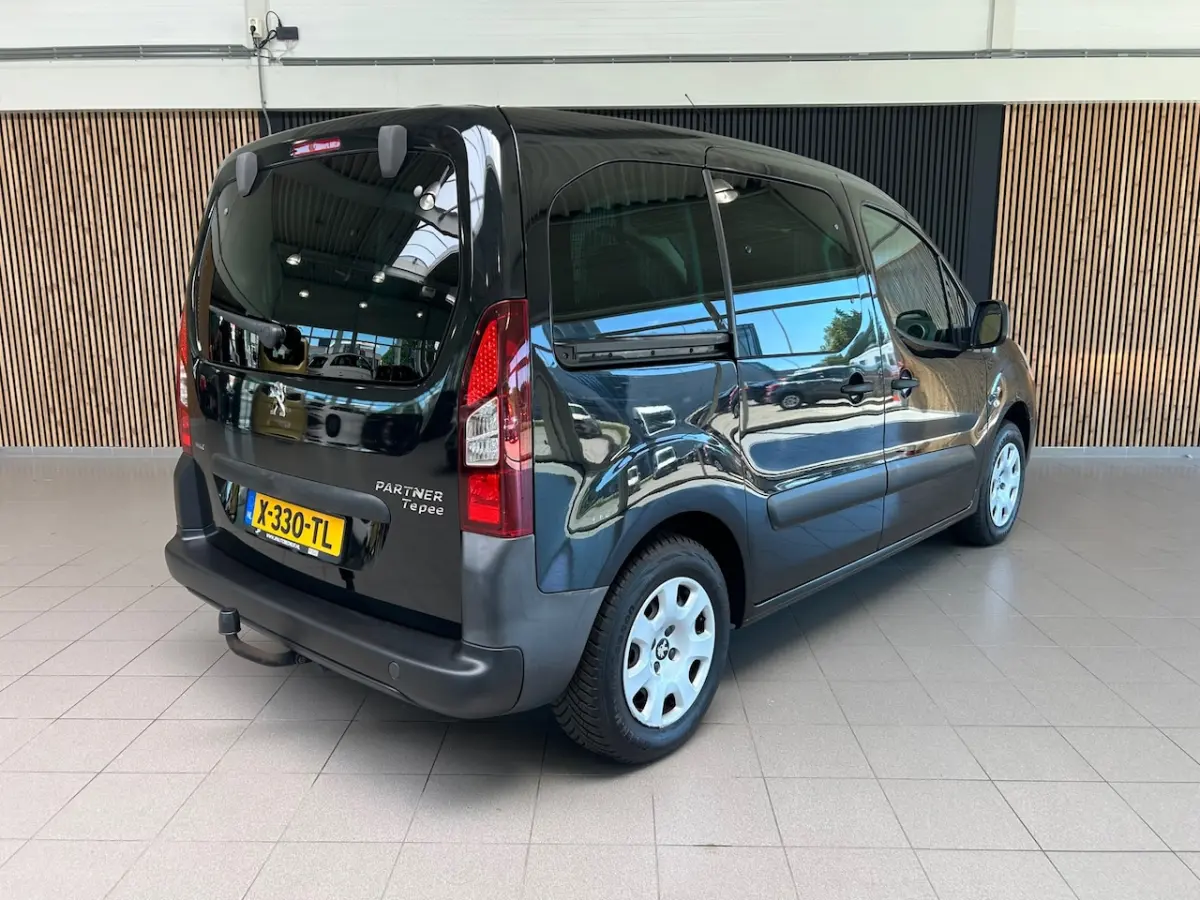 1.2 PureTech Active Airco, Cruisecontrol, Trekhaak