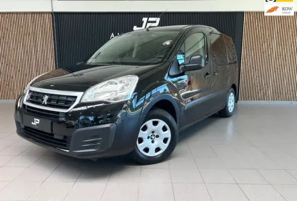 1.2 PureTech Active Airco, Cruisecontrol, Trekhaak